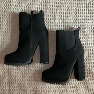 Fashion Nova - Until the End Booties - sz: 6